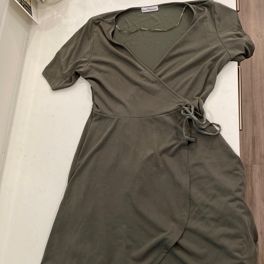 Dainty Hooligan size M dress